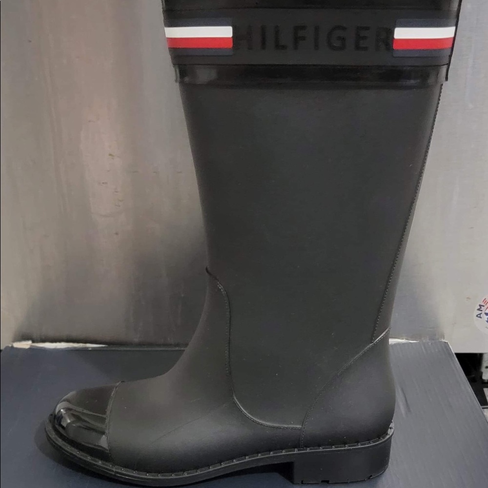 Rain boots - Picture 3 of 3